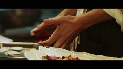 Jugando con fuegos - Tráiler español