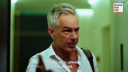 RICH GIRL MAKES FUN OF HOMELESS MAN @DramatizeMe