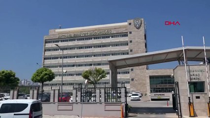 Antalya'da zincir marketin deposunda eşini bıçaklayarak öldüren zanlı tutuklandı