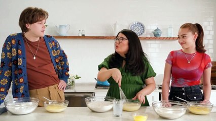 The Summer I Turned Pretty | Dirt Bombs with Conrad and Belly