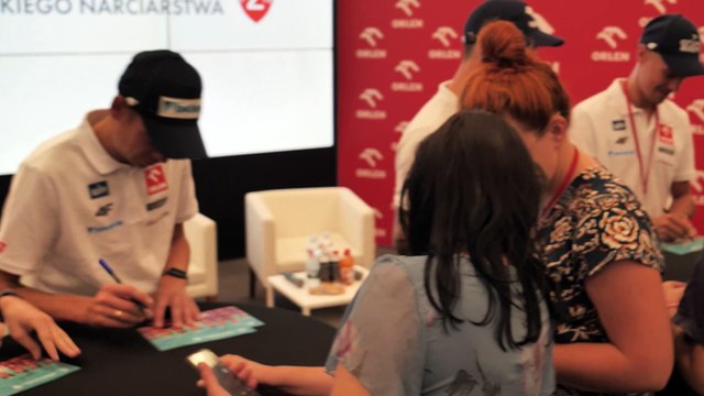 Reprezentacja Polski skoczków narciarskich z wizytą w Gdańsku / Dziennik Bałtycki