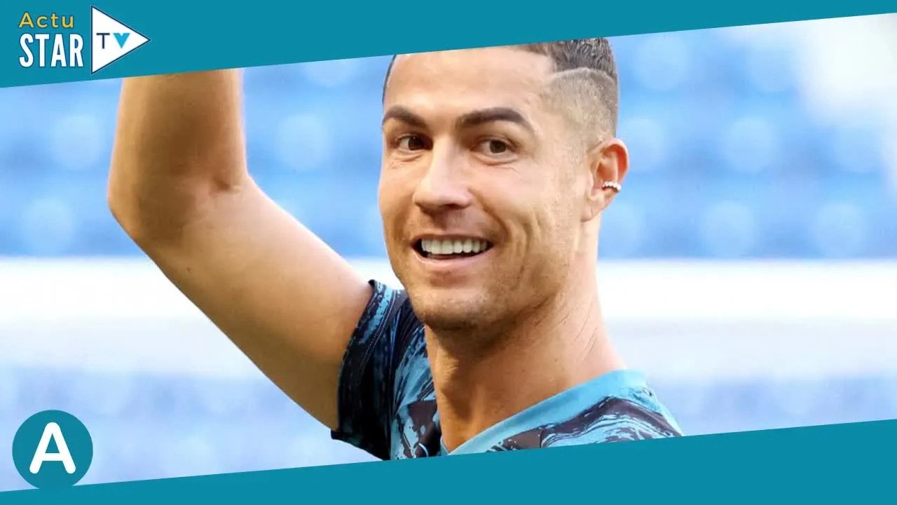 Cristiano Ronaldo filmé en qamis en Arabie saoudite  la vidéo provoque un énorme buzz !