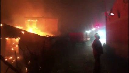 Çanakkale'de alevlerin ulaştığı Yağcılar köyü tahliye edildi! Onlarca ev alev alev yanıyor