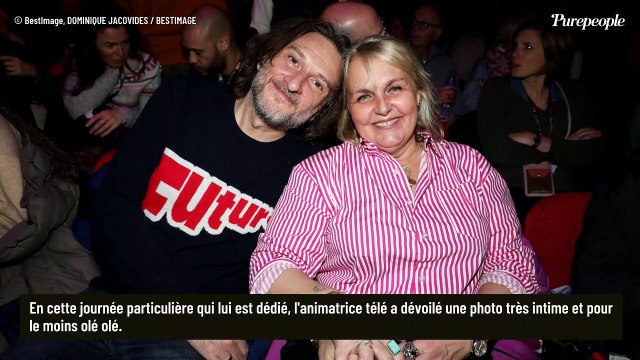 Valérie Damidot folle de son compagnon Régis : elle partage une photo de lui totalement nu, plongée dans leur intimité