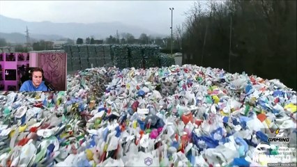 RRaenee - Plastik, Geri Dönüştürülüyor mu Sanıyorsunuz? Tepki! |  @evrimagaci ​