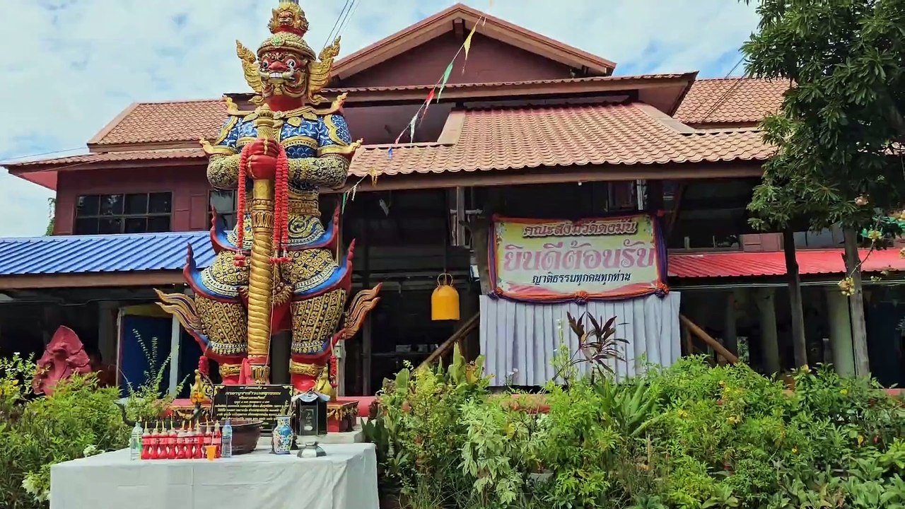 คลิปสุดหลอน! เสียงผู้หญิงหัวเราะในกุฏิกลางดึก พระ-เณรวัดดังโต้จัดฉาก