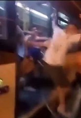 Kadıköy’de otobüste bebekli kadına saldırı!