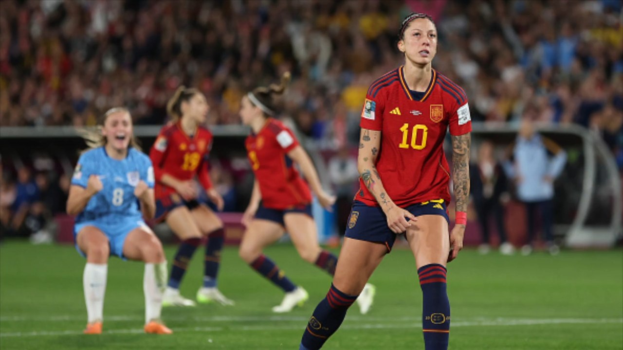 Gefälschte Zitate als Rettungsversuch für Kuss-Präsident?