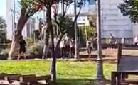 Bayrampaşa'da parkta çocukların önünde kavga