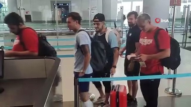 Adana Demirspor, UEFA Avrupa Konferans Ligi Play-Off Turu için Belçika'ya hareket etti