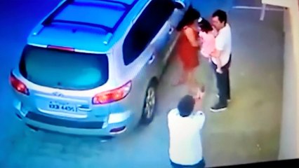 Avukat kızının gözü önünde öldürüldü