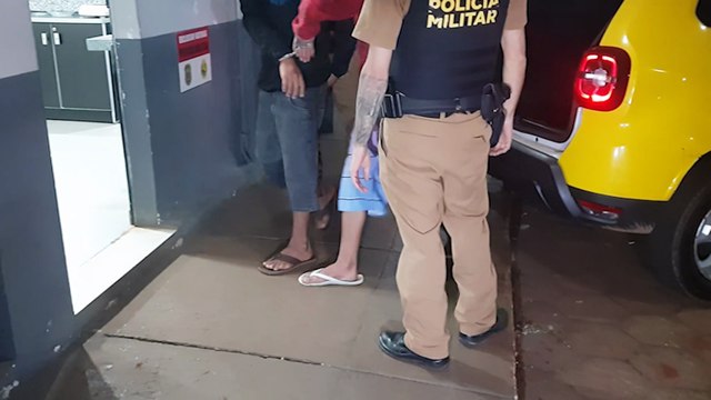 Menores em posse de Crack são apreendidos pela PM na Praça Getúlio Vargas