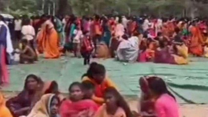 मंडला: नैनपुर को जिला बनाने फिर उठी मांग, ग्रामीणों ने किया प्रदर्शन