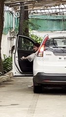 Sara Ali Khan डबिंग स्टूडियो के बाहर हुई स्पॉट