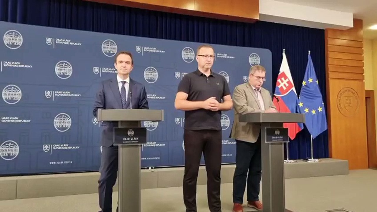 ZÁZNAM: Vláda: Schválila návrh na odvolanie šéfa SIS M. Aláča