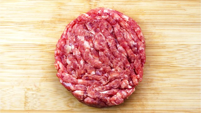 Rappel produit : ces steaks hachés sont contaminés par une bactérie dangereuse, ne les consommez pas