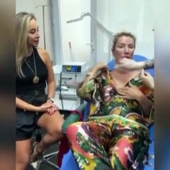 Seda Sayan, kırışıklardan kurtulmak için "Dekolte Canavarı" ve "Altın Dokunuş" estetiği yaptırdı