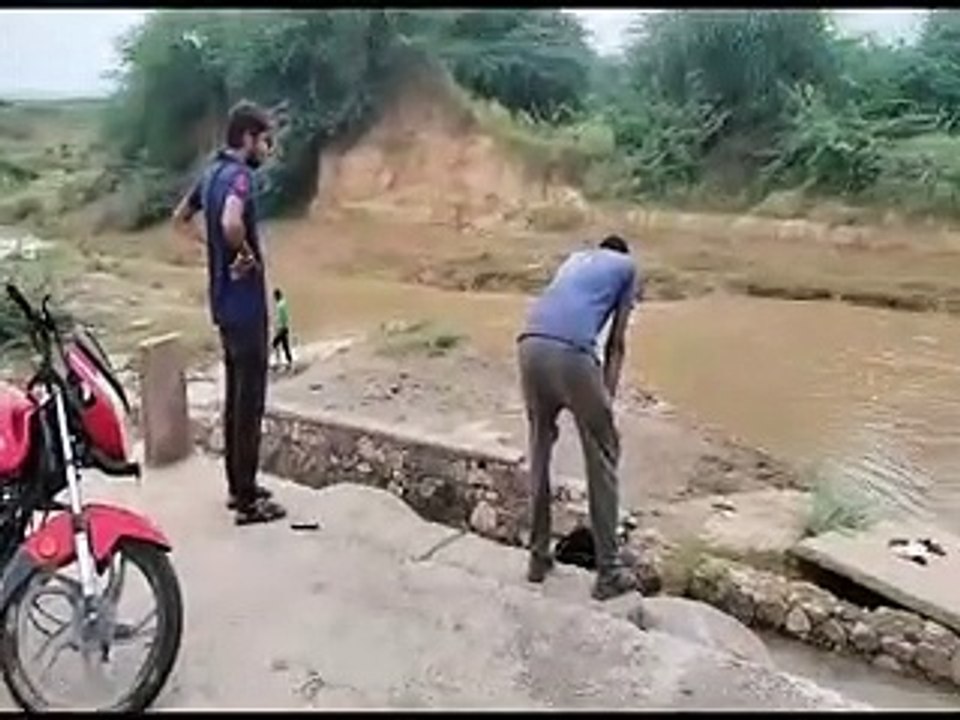 खेडीयां दुर्जन के खाळ पर डेढ़ करोड़ की लागत से...
