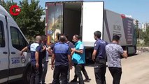 Diyarbakır'da skandal görüntüler... TIR'da 5 ton kaçak et ve sakatat yakalandı!