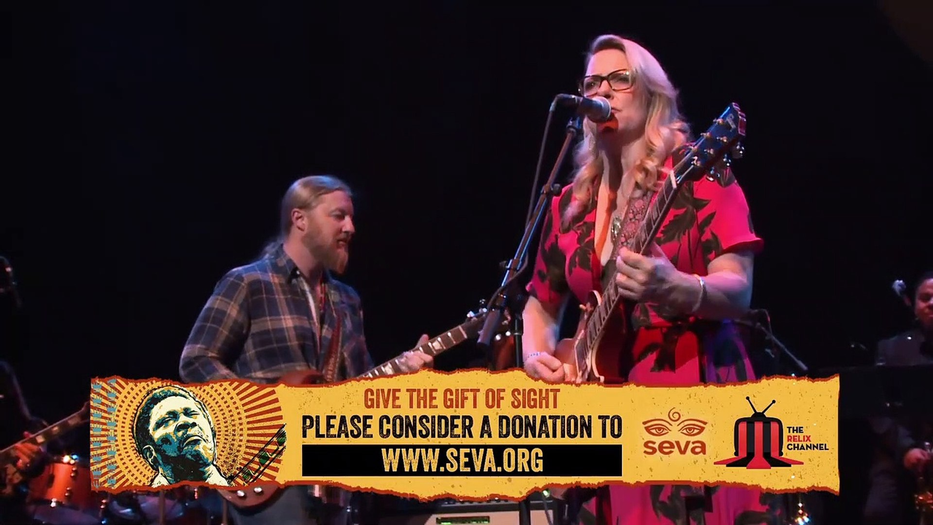 Watch Derek Trucks & Susan Tedeschi Perform Sensational 'Star