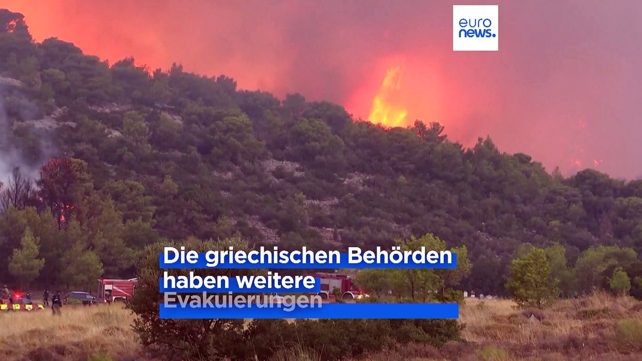 Verzweifelter Kampf um jedes Gebäude: Waldbrand-Drama bei Athen
