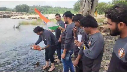 चंद्रयान मिशन की सफलता के लिए सूर्यपुत्री ताप्ती को चढ़ाई चुनरी