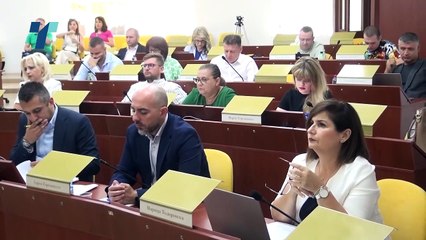 Download Video: Од битолскиот Совет бараат разрешување на училишниот одбор по случајот на детето со џуџест раст