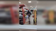 Videos virales muestran robos en tiendas y supermercados en Argentina