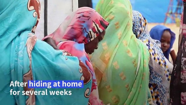 Sudanese refugees flee fighting to Chad on foot