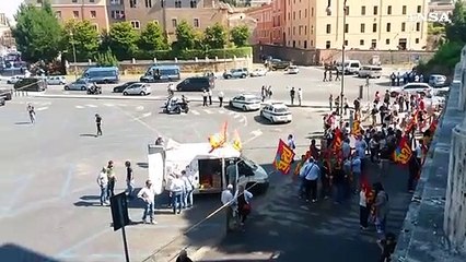 Ocse: "Salario minimo sostegno contro l'inflazione'