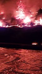 Dramatic Footage of Wildfire Spreading in Kelowna, British Columbia