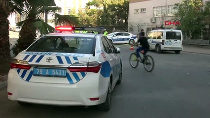 Kilis'te minibüse çarpan motosiklet sürücüsü ağır yaralandı