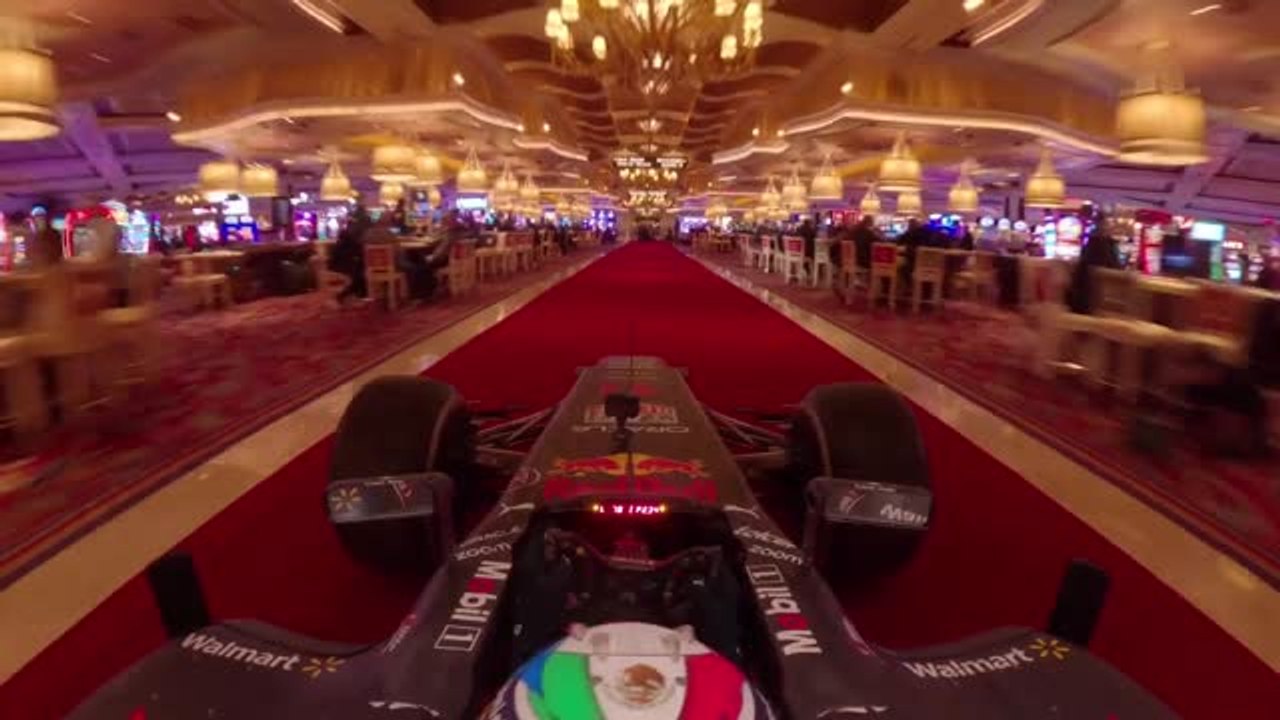 Perez heizt mit Red-Bull-Bolide durch Las Vegas