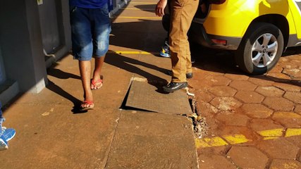 Jovens são localizados com drogas no Centro de Cascavel e detidos pela PM