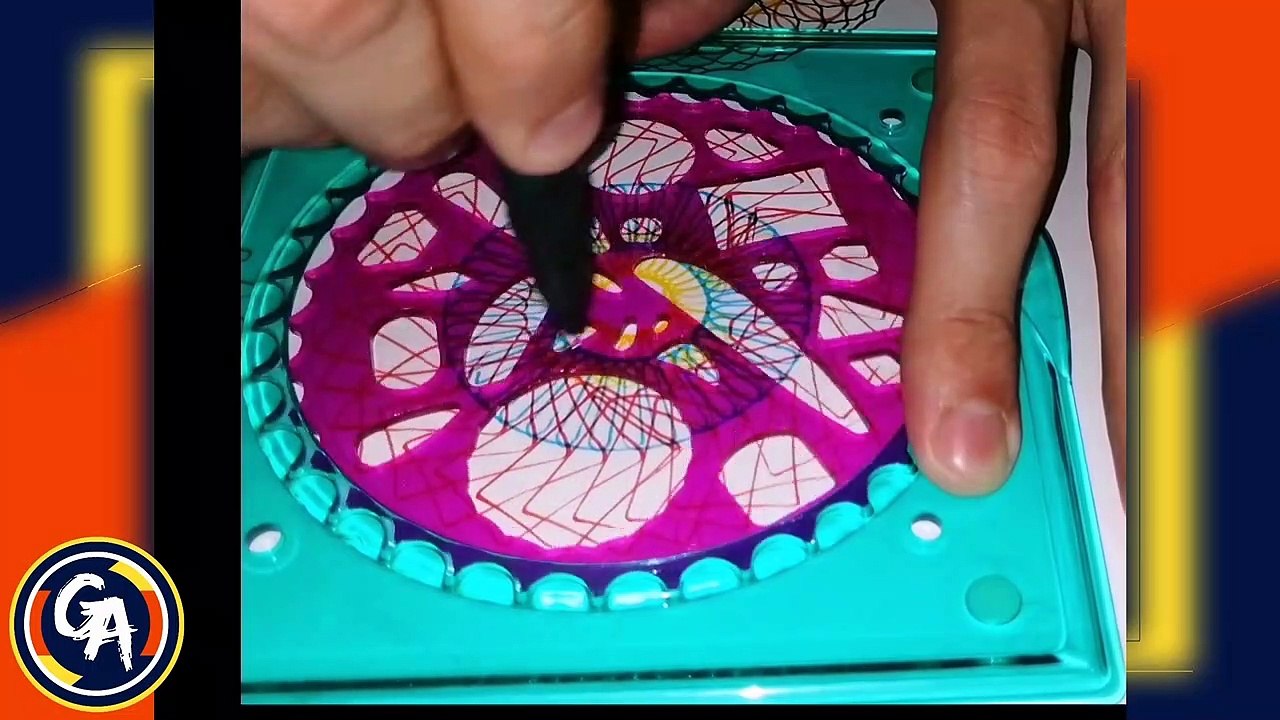 TRAZANDO un gráfico hipotrocoide usando un espirógrafo de engranaje. VIDEO #3. PLOTTING a hypotrochoid graph using a gear spirograph. VIDEO #3.