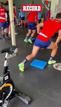 Spiderman en CHIVAS #chivas #futbol #ligamx