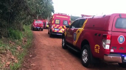 Jovem apedrejado que teve carro incendiado morre no HU