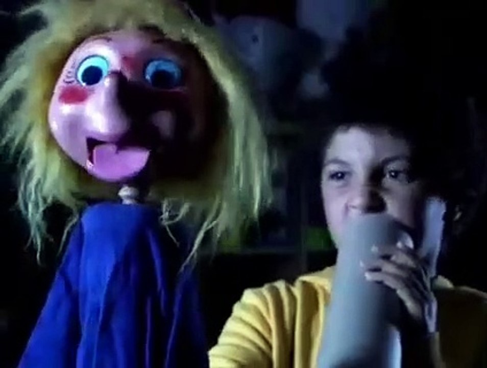 Tracy Beaker Returns Series 3 Episode 3 Shadows  (Slow Burn pt1) 