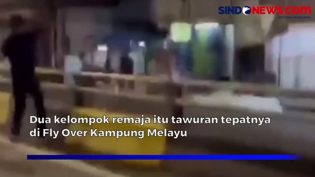 Ngeri! 2 Kelompok Remaja Tawuran di Kampung Melayu, Saling Serang dengan Sajam