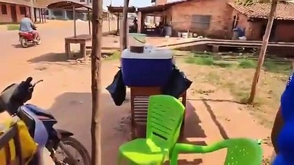 Mujer pide devolución de la olla que robaron en su puesto de comida