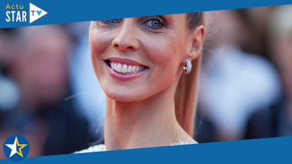 Sylvie Tellier sculpturale  à 45 ans, elle ose le bikini échancré et affiche un corps de dingue !