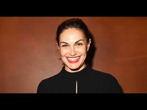 Helena Noguerra blague à propos de ses nombreuses relations amoureuses