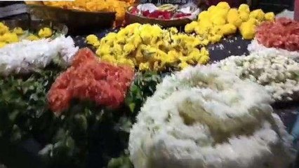 కాకినాడ జిల్లా: శ్రావణమాసం ఎఫెక్ట్.. భారీగా పెరిగిన పువ్వుల ధరలు