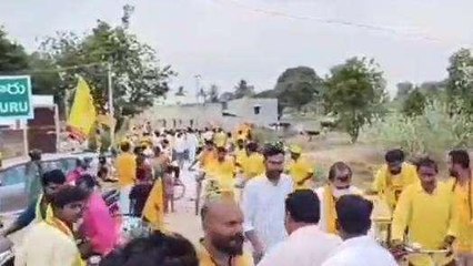 చిత్తూరు జిల్లా: టీడీపీ, వైసీపీ నేతలు ఘర్షణ... 8 మందిపై కేసు నమోదు