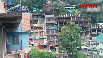 हिमाचलमध्ये भूस्खलन, अनेक घरं कोसळली...