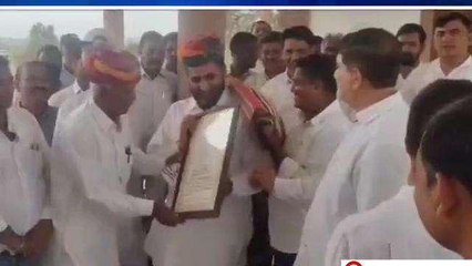 बायतु: राजस्व मंत्री रामलाल जाट का दौरा, जानिए विधायक चौधरी से क्‍या की चर्चा