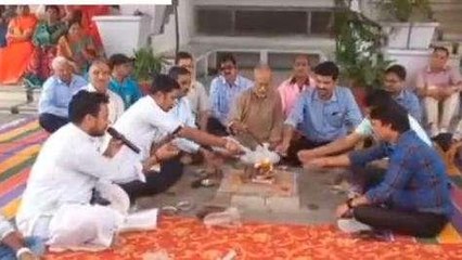 उदयपुर: गहलोत सरकार को सद्बुद्धि देने के लिए कर्मचारियों ने किया यज्ञ, जानें पूरा माजरा