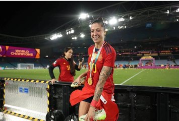 Affaire Rubiales : La footballeuse espagnole Jennifer Hermoso, embrassée de force, demande « des mesures exemplaires »