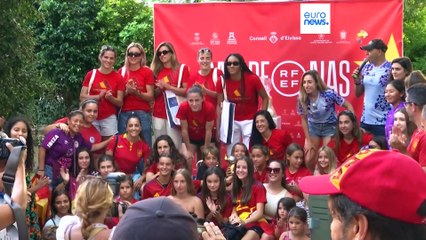 Jenni Hermoso, besada por un directivo del fútbol español, exige que el acto "no quede impune"