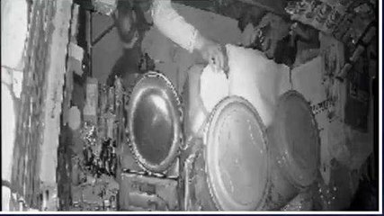 खरगोन: किराना दुकान में चोरों का धावा, वारदात CCTV में हुई कैद